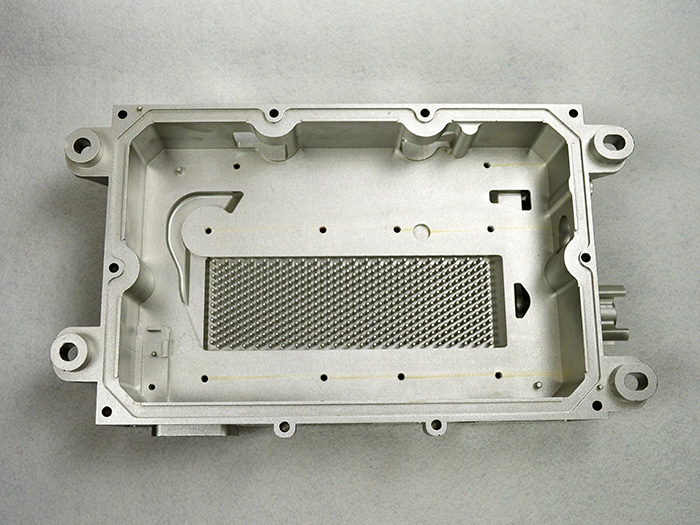 鋁合(he)金腔體(ti)